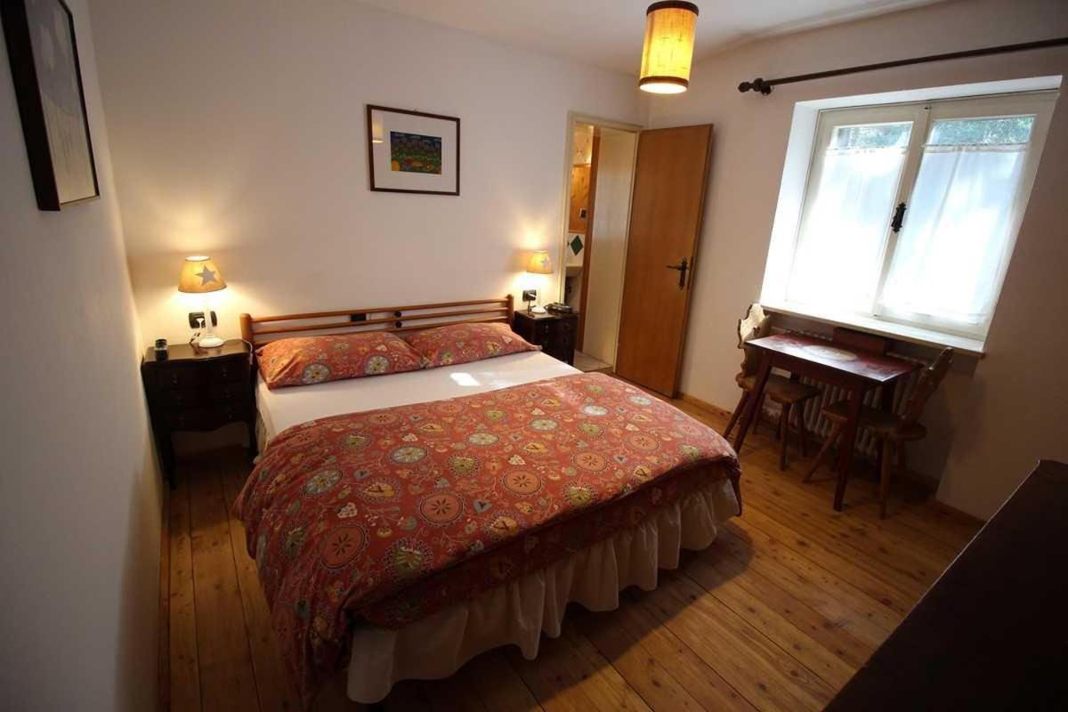 B&B Villa Dolomites Hut San Vigilio Di Marebbe Szoba fotó