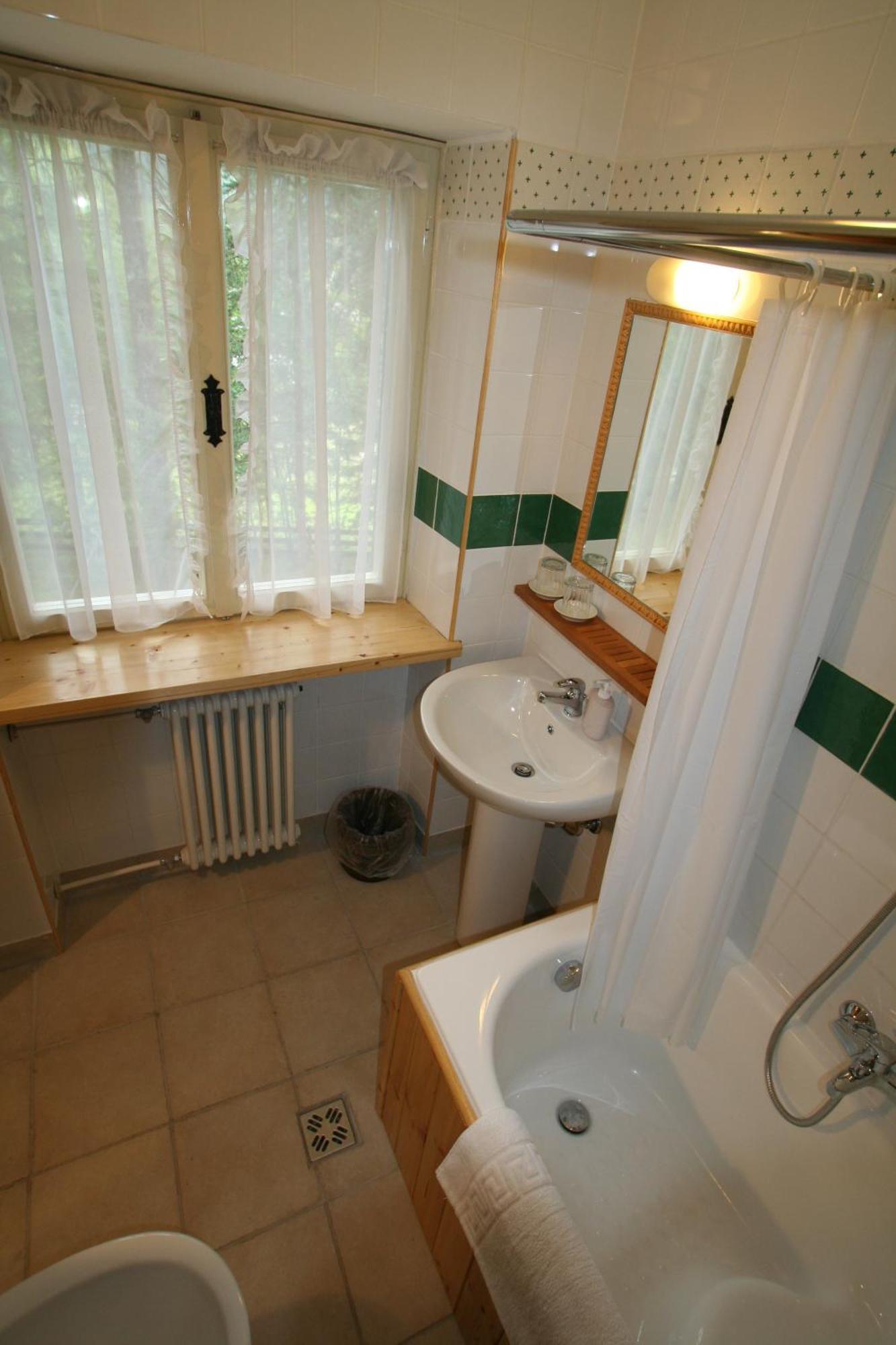 B&B Villa Dolomites Hut San Vigilio Di Marebbe Szoba fotó