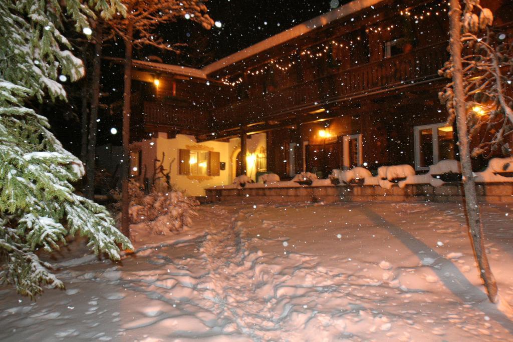 B&B Villa Dolomites Hut San Vigilio Di Marebbe Kültér fotó