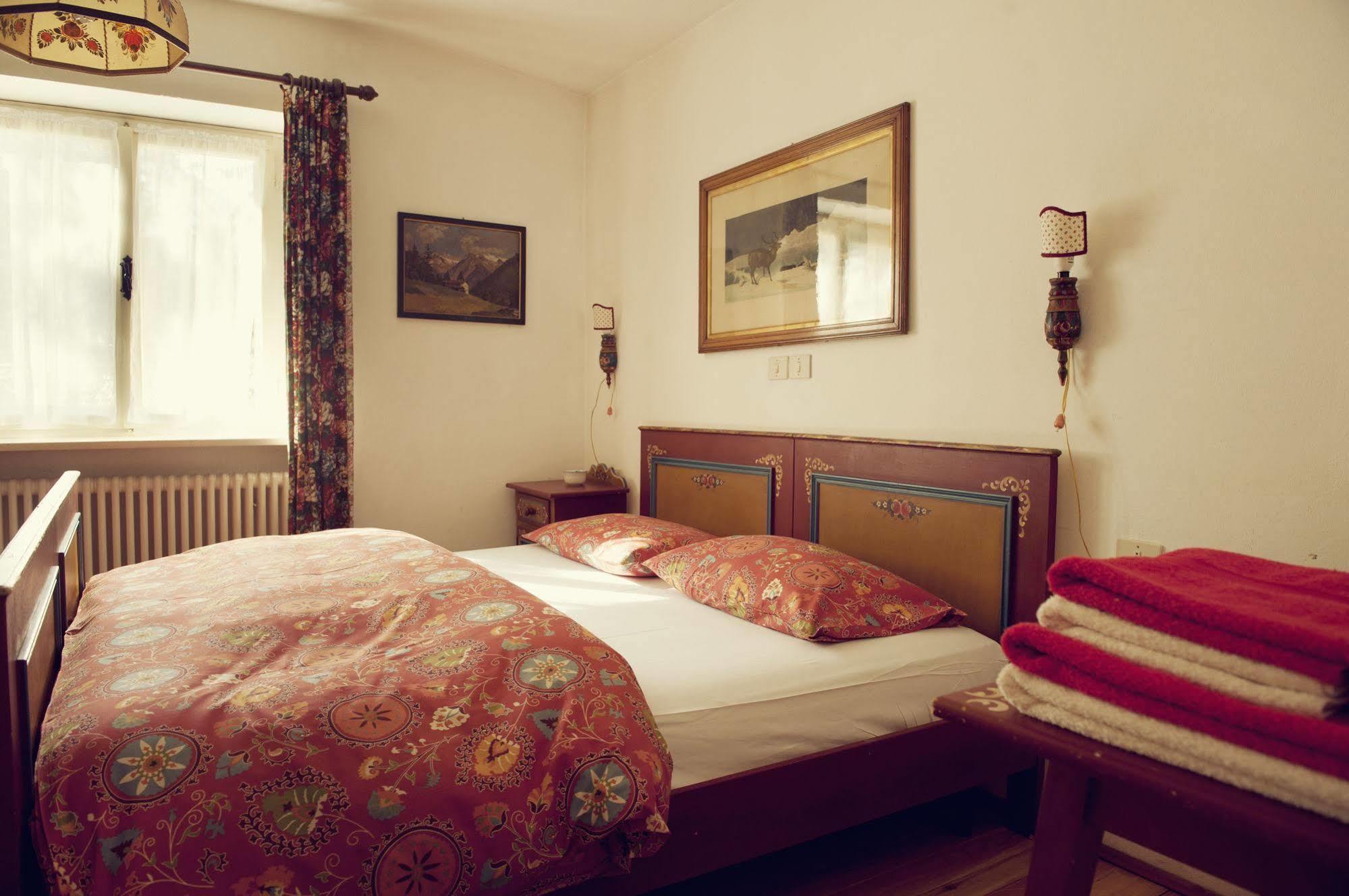 B&B Villa Dolomites Hut San Vigilio Di Marebbe Kültér fotó